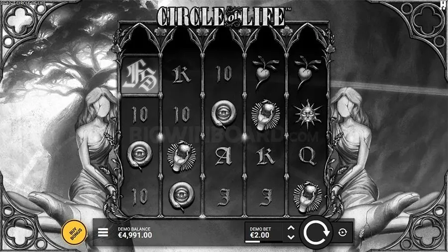 Live Roulette wheel at 8k8